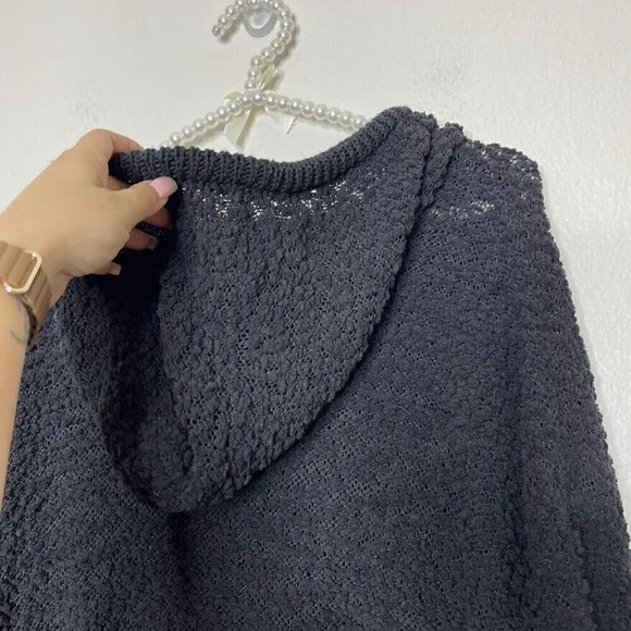 Young Fabulous & Broke Size S M Pullover Textured Popcorn Black Hoodie Sweater - Picture 11 of 13